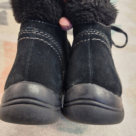 Earth Origins Black Suede Ankle Boots Size 8 - Picture 4 of 9